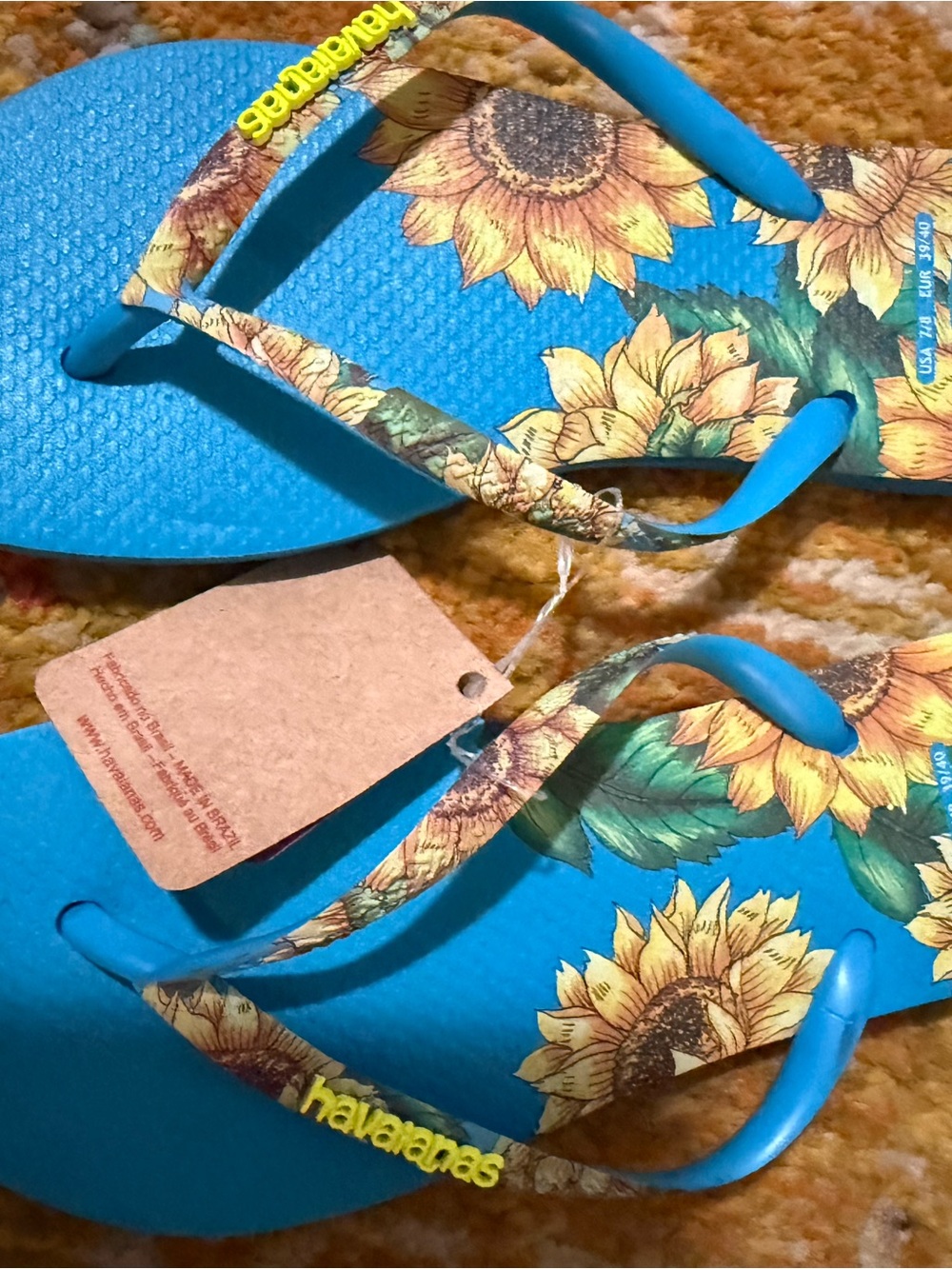 Havaianas Bright Blue Flip Flops with Gold Straps - Picture 2 of 2